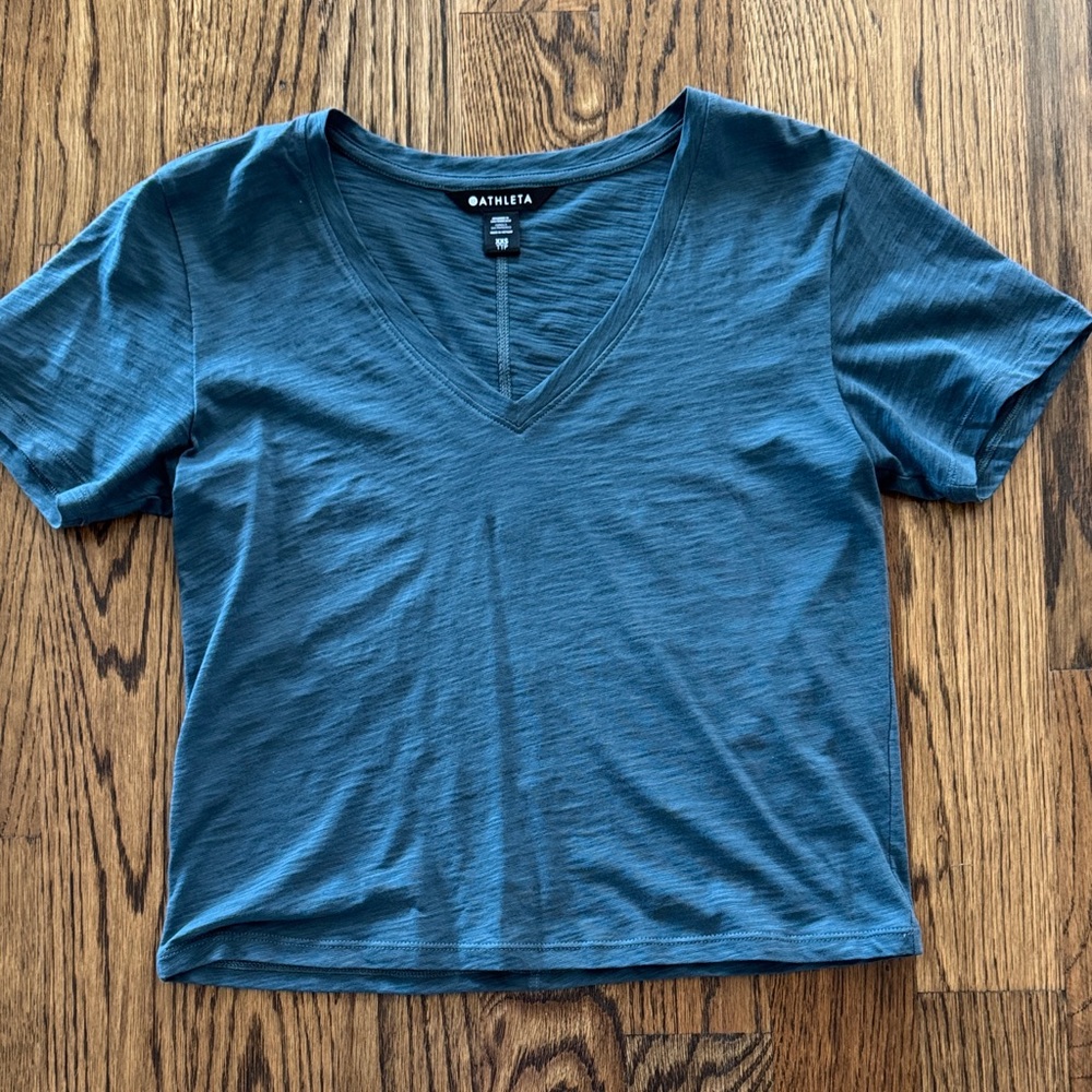 Athleta Women's Blue/Green V-Neck Slub Top